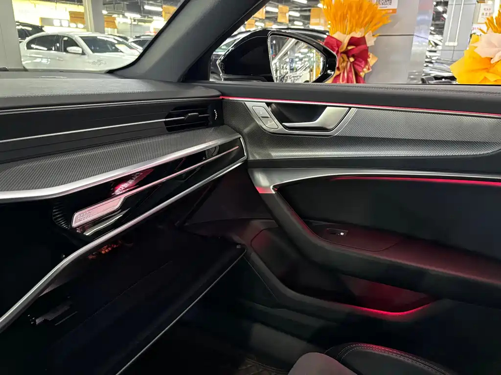 AUDI A6L 2023