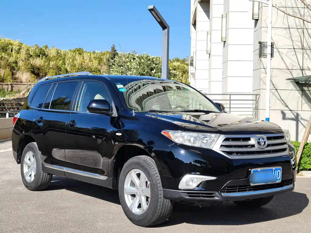 TOYOTA HIGHLANDER 2012