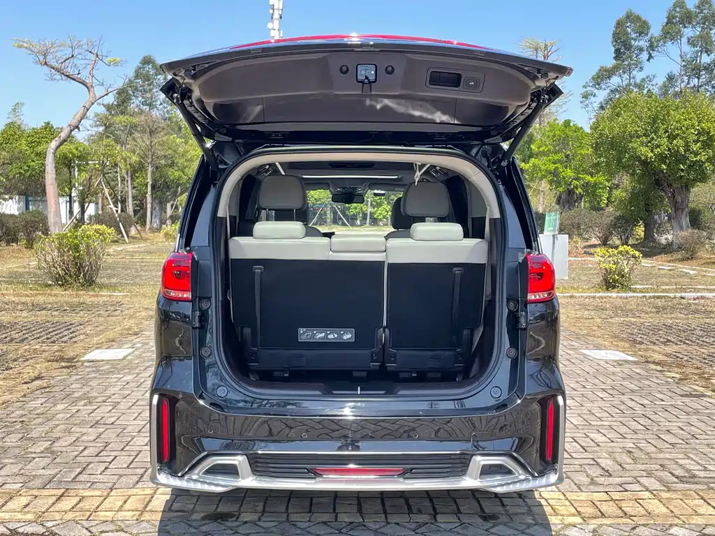 TRUMPCHI M8 2022