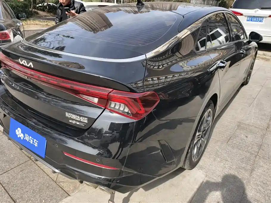 KIA K5 2021