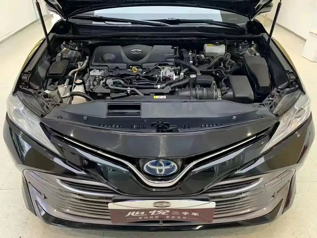 TOYOTA CAMRY 2021
