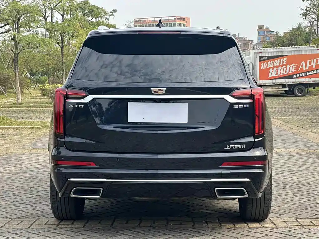CADILLAC XT6 2021