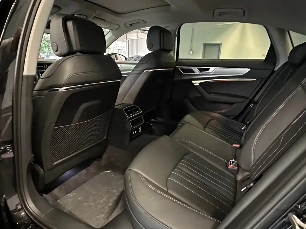 AUDI A6L 2023