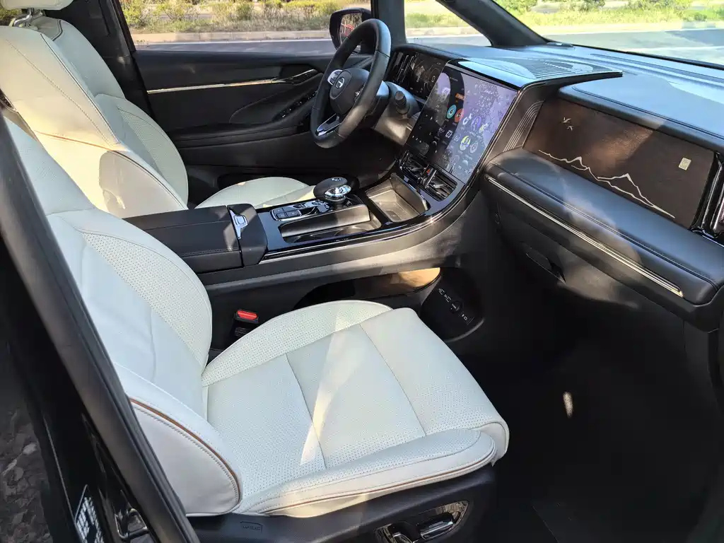 TRUMPCHI M8 2023