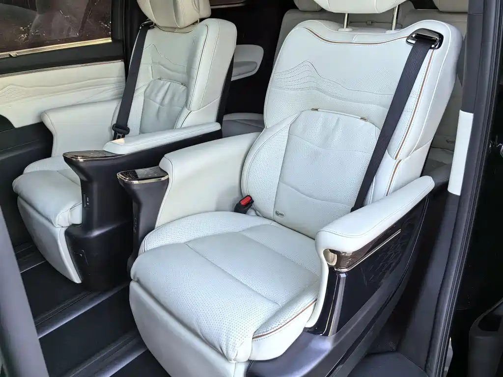 TRUMPCHI M8 2023