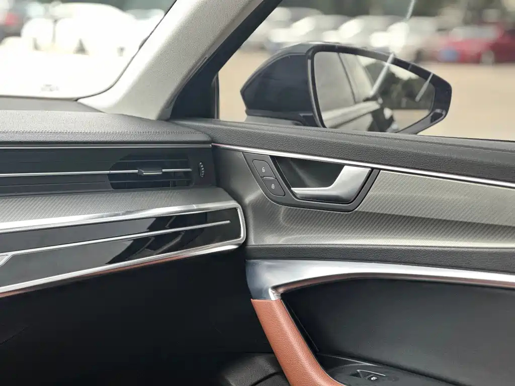 AUDI A6L 2021