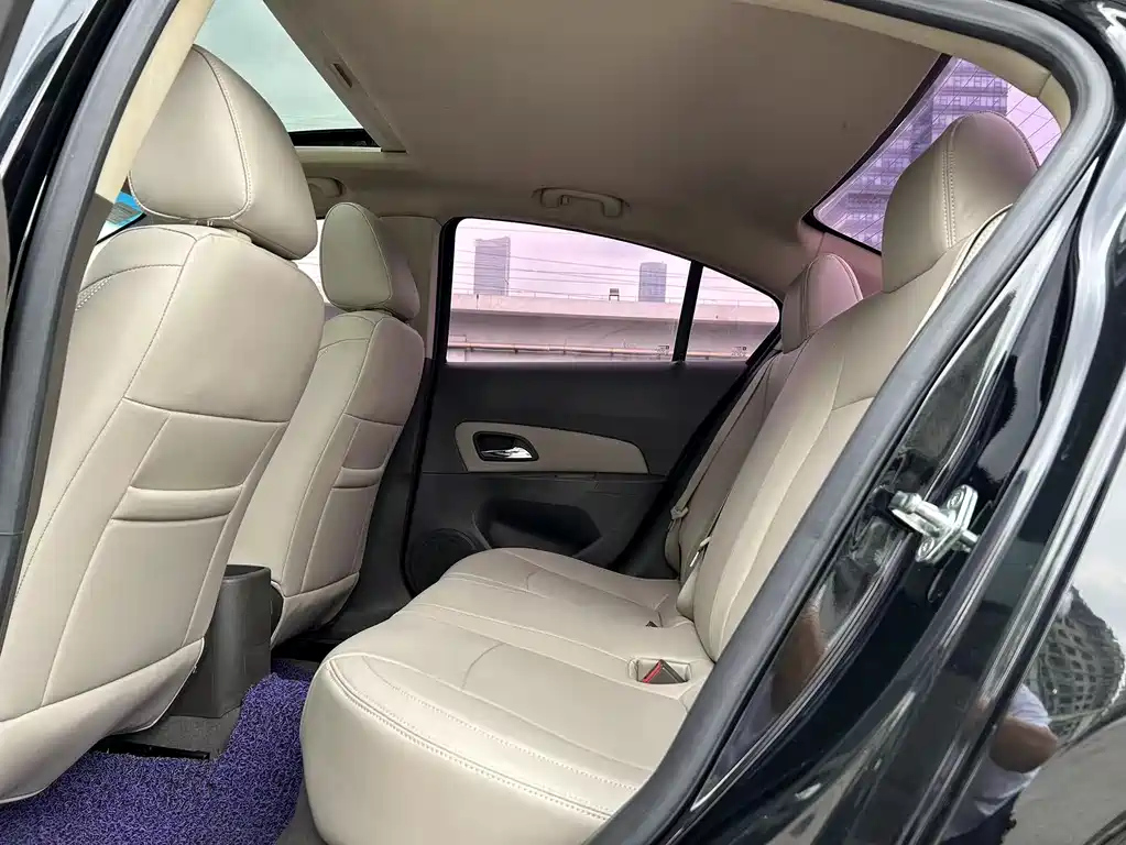 CHEVROLET CRUZE 2016