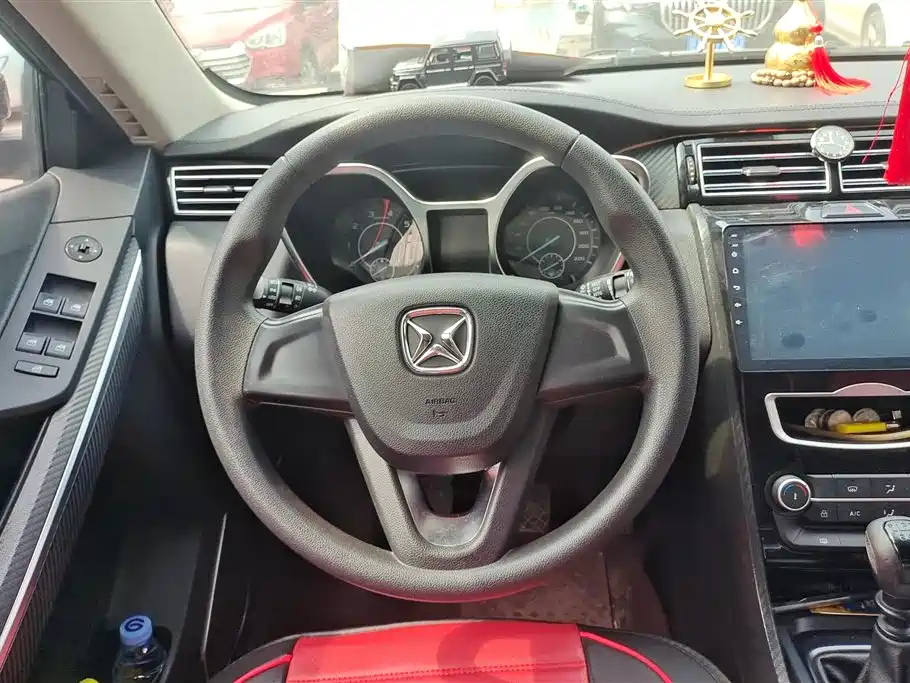JMC YUSHENG S330 2017