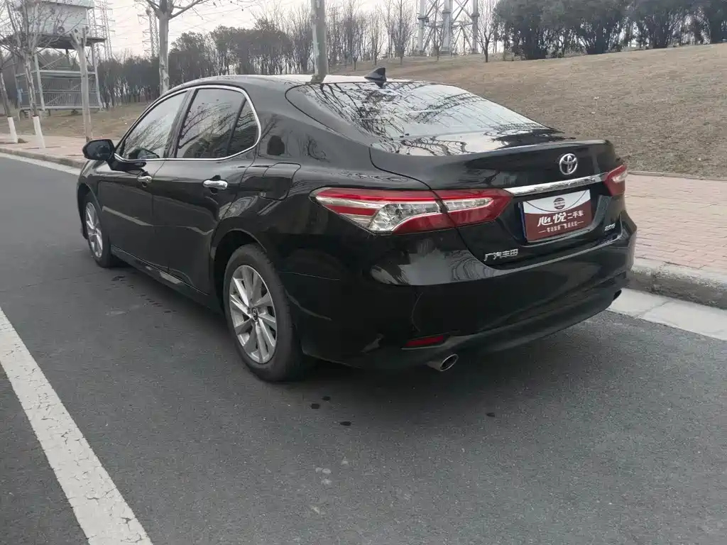 TOYOTA CAMRY 2021