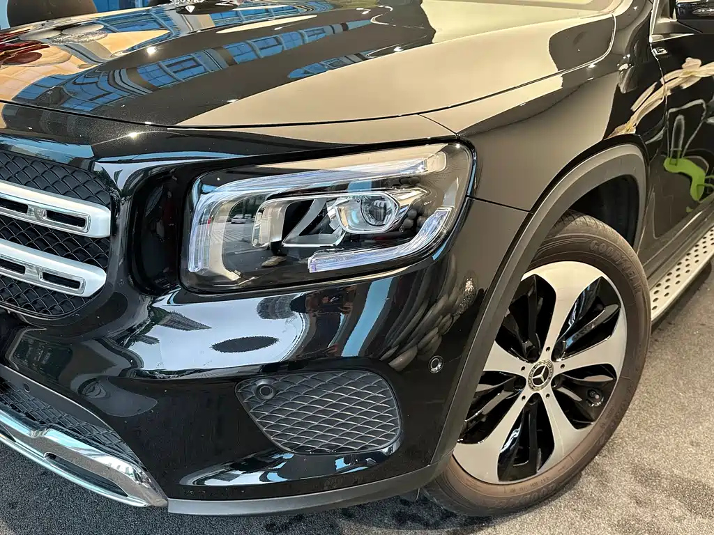 MERCEDES BENZ GLB 2022