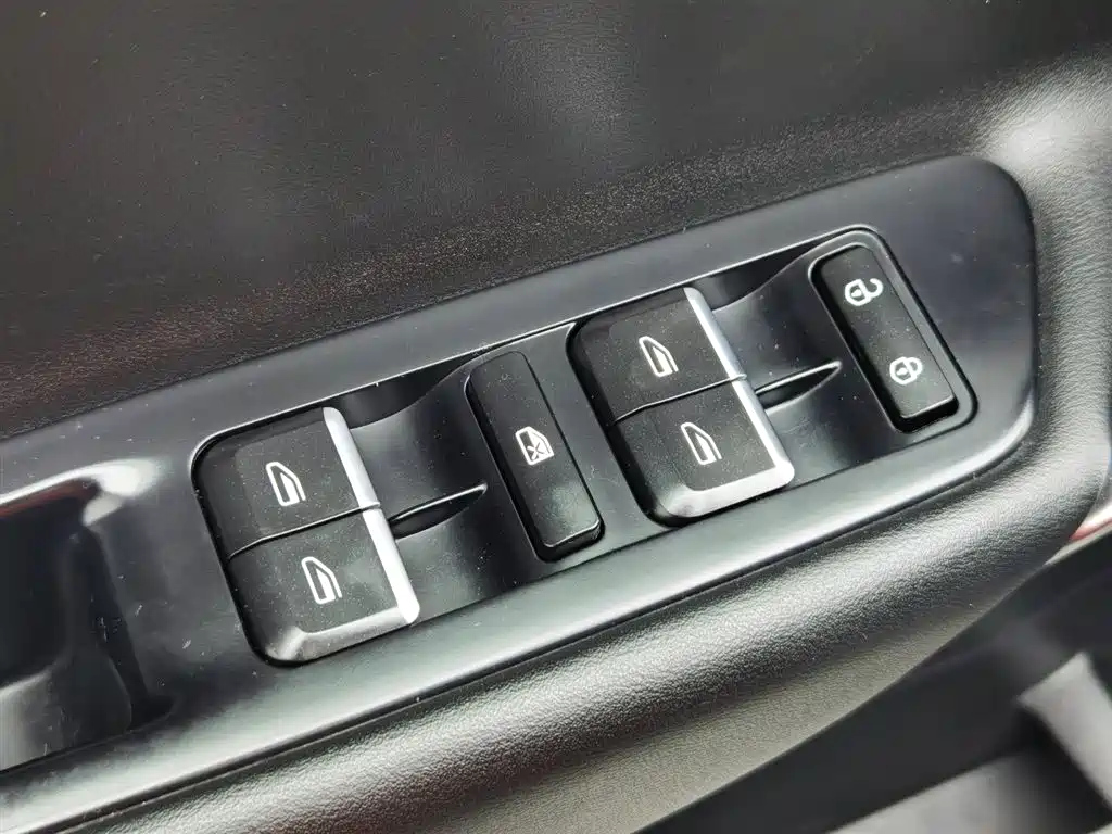 GEELY AUTO BOYUE 2019
