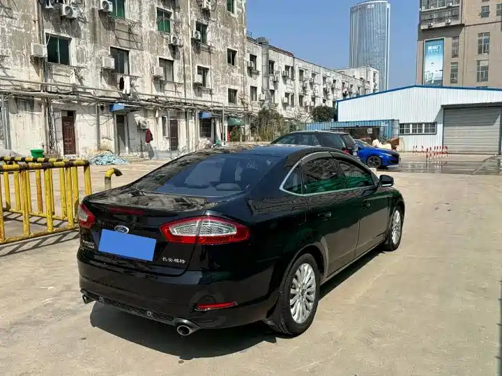 FORD MONDEO - WINNER 2012