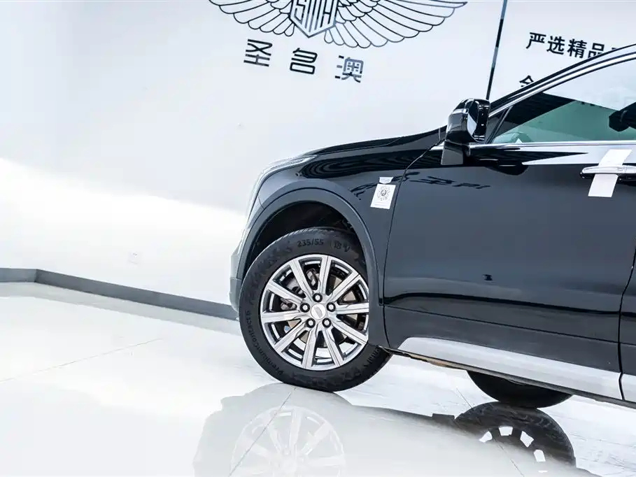 CADILLAC XT4 2020