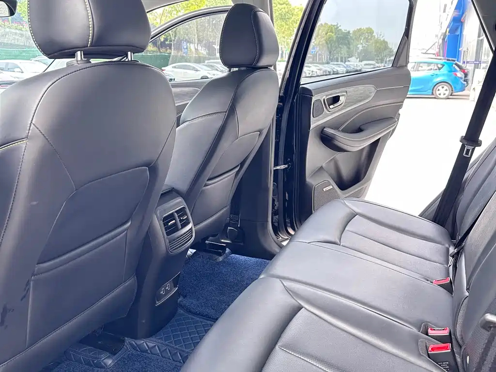 ROEWE RX5 2022