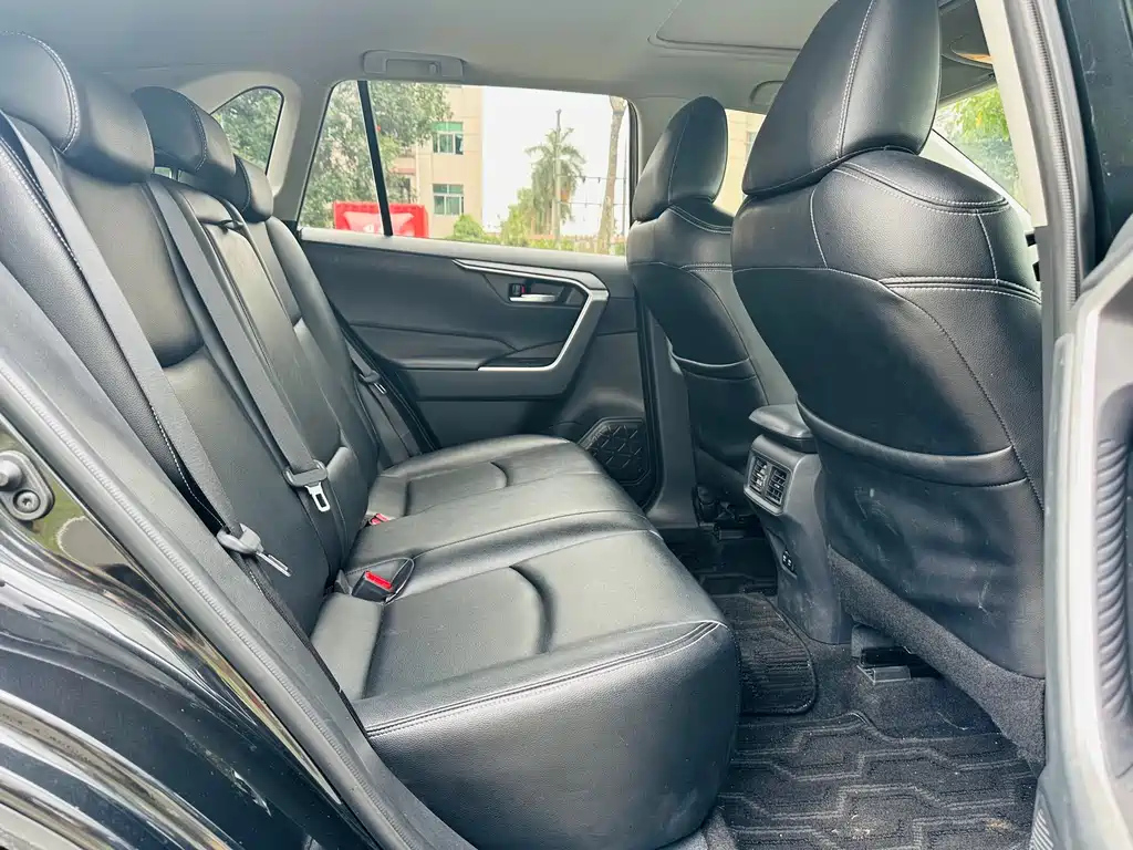 TOYOTA RAV4 RONGFANG 2020