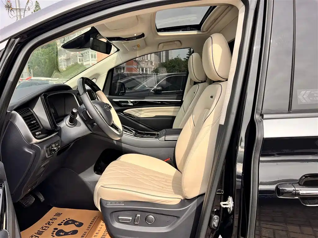 TRUMPCHI M8 2022
