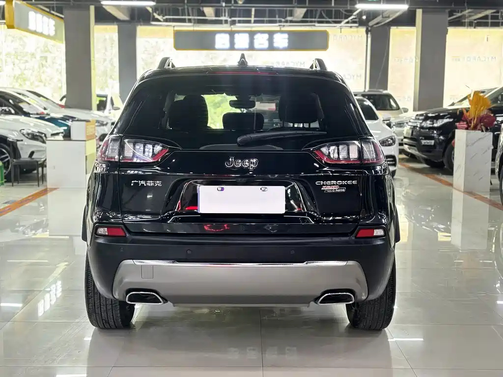JEEP CHEROKEE 2021