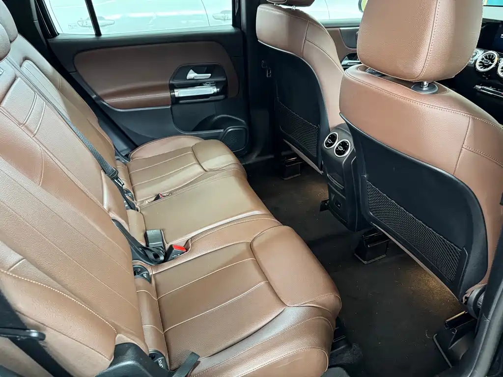 MERCEDES BENZ GLB 2022