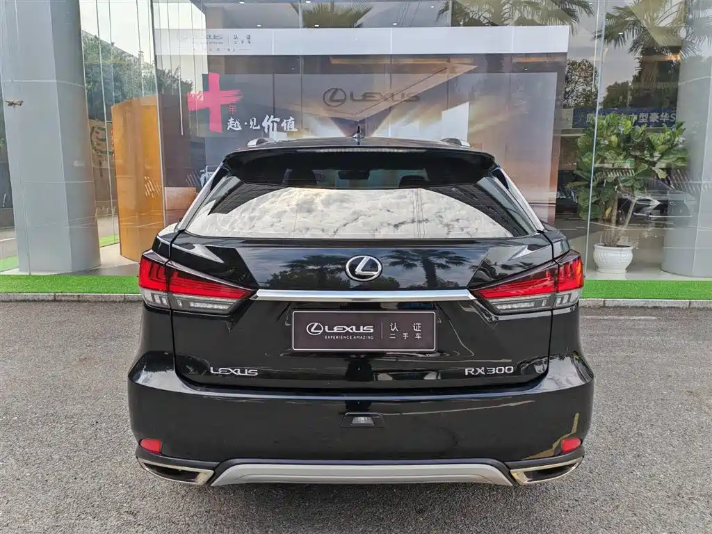 LEXUS RX 2021