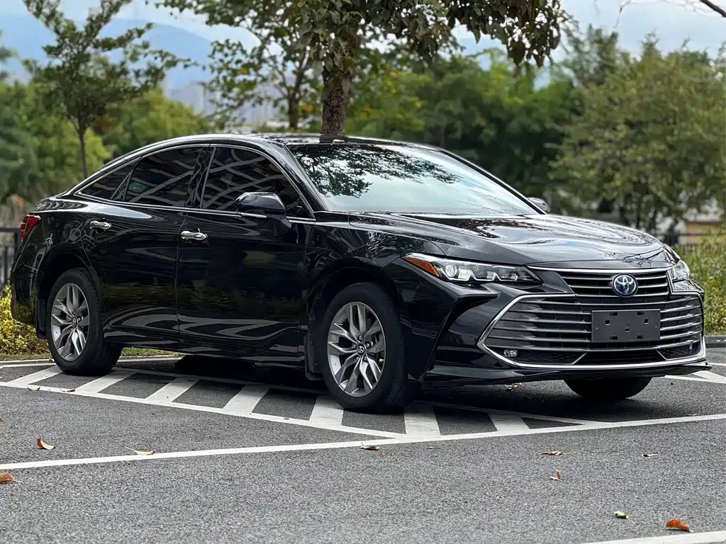 TOYOTA AVALON 2022