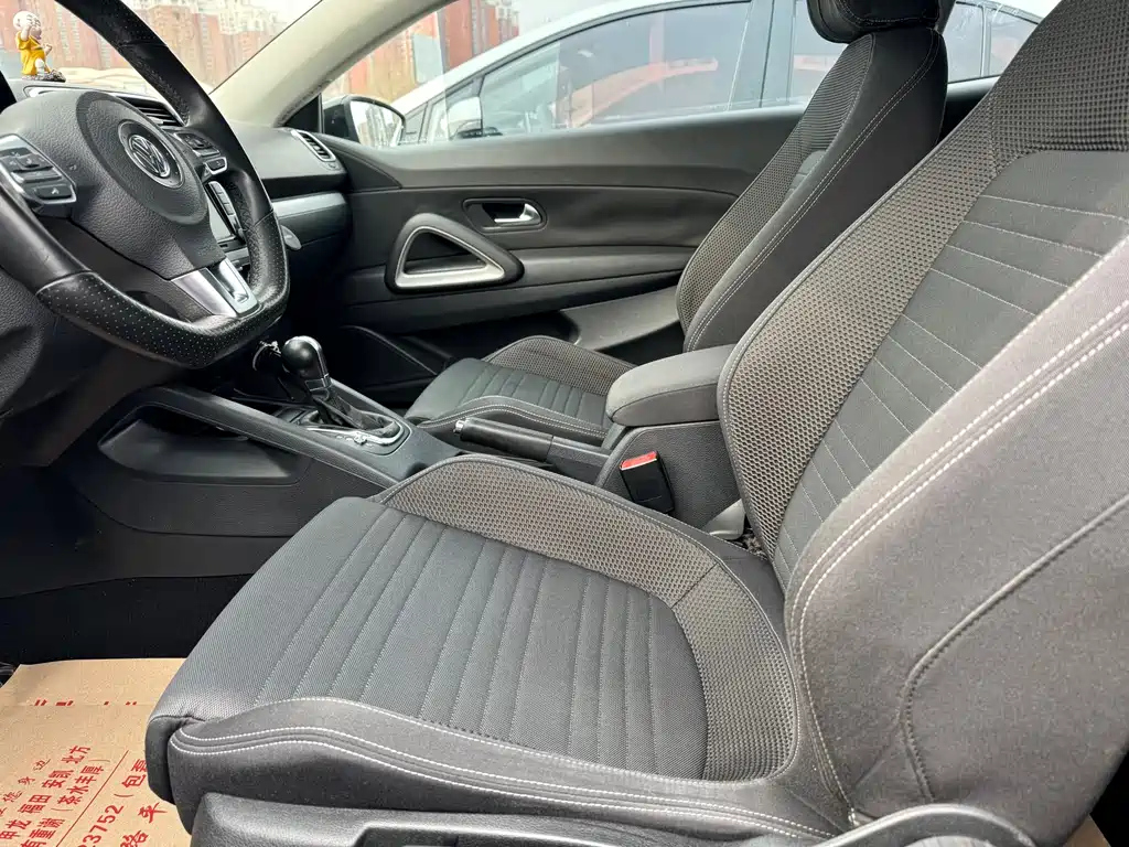 VOLKSWAGEN SCIROCCO 2010