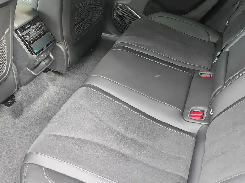 GEELY AUTO MONJARO 2024
