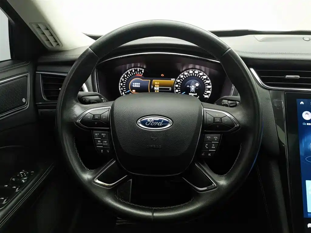 FORD TAURUS 2020
