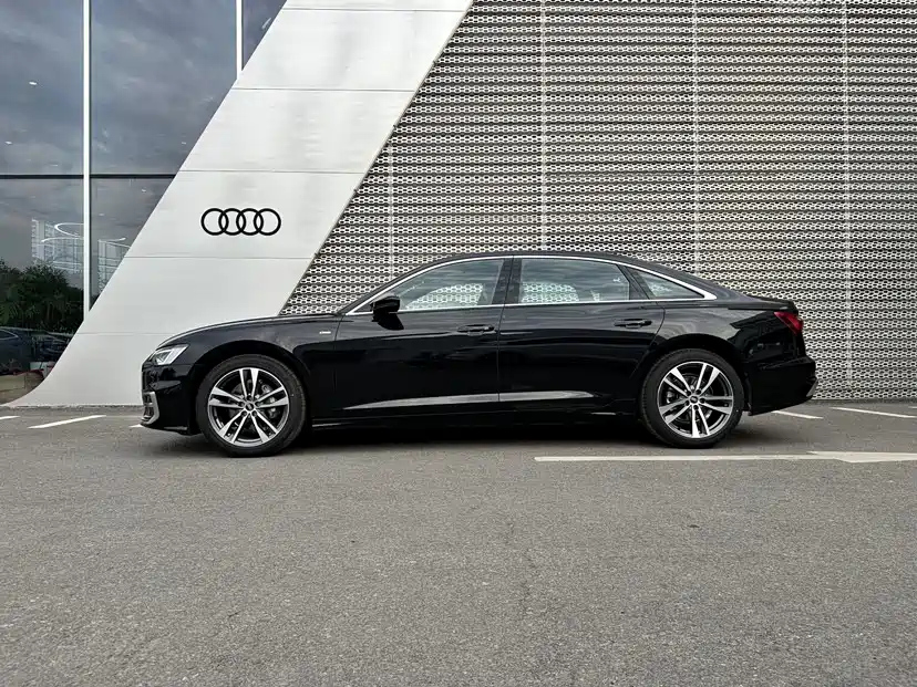 AUDI A6L 2024