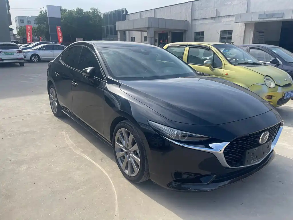 MAZDA 3 AXELA 2022