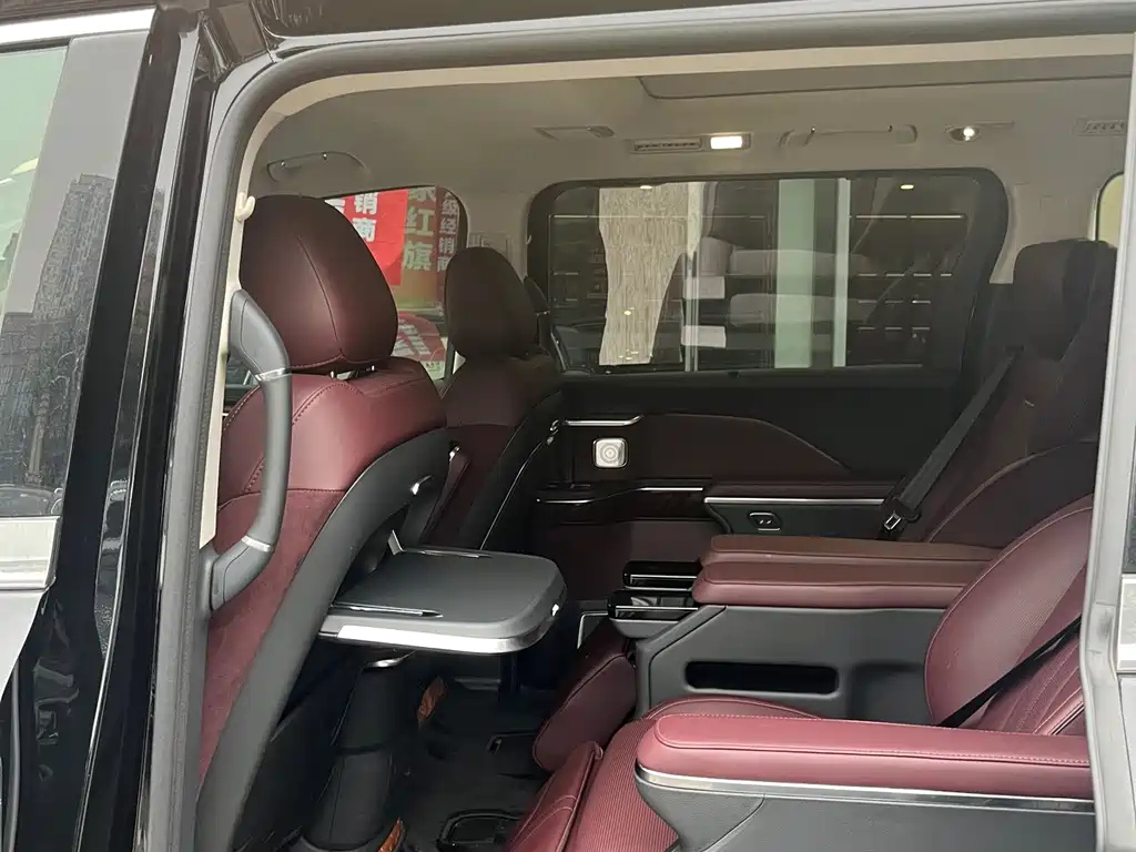 HONGQI HQ9 2023