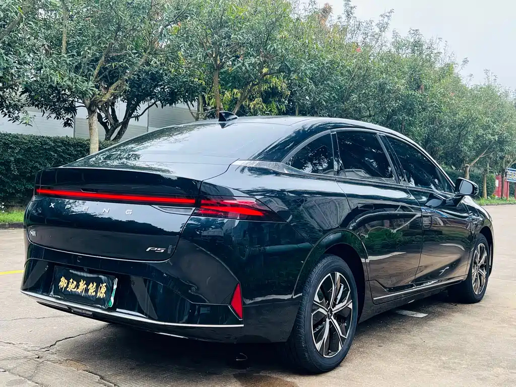 XPENG MOTORS P5 2022