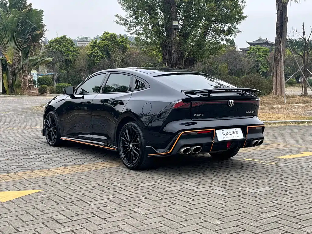 CHANGAN UNI-V 2023