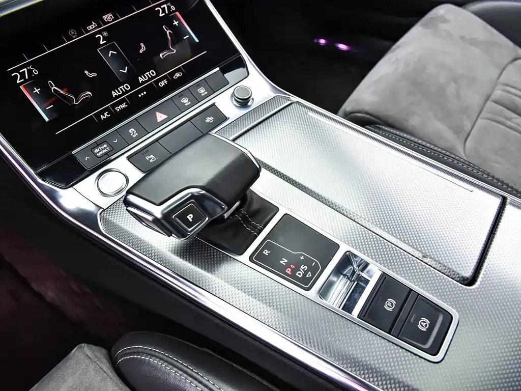 AUDI A6L 2021