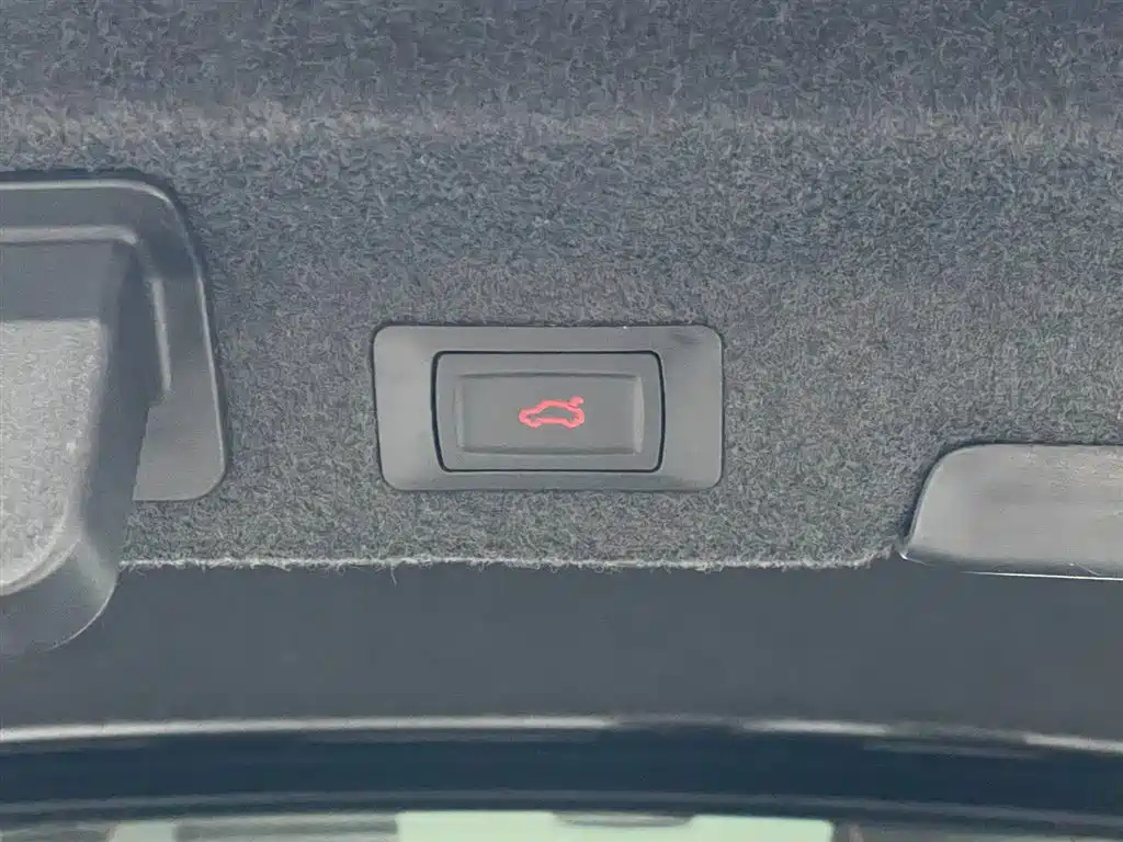AUDI A6L 2022