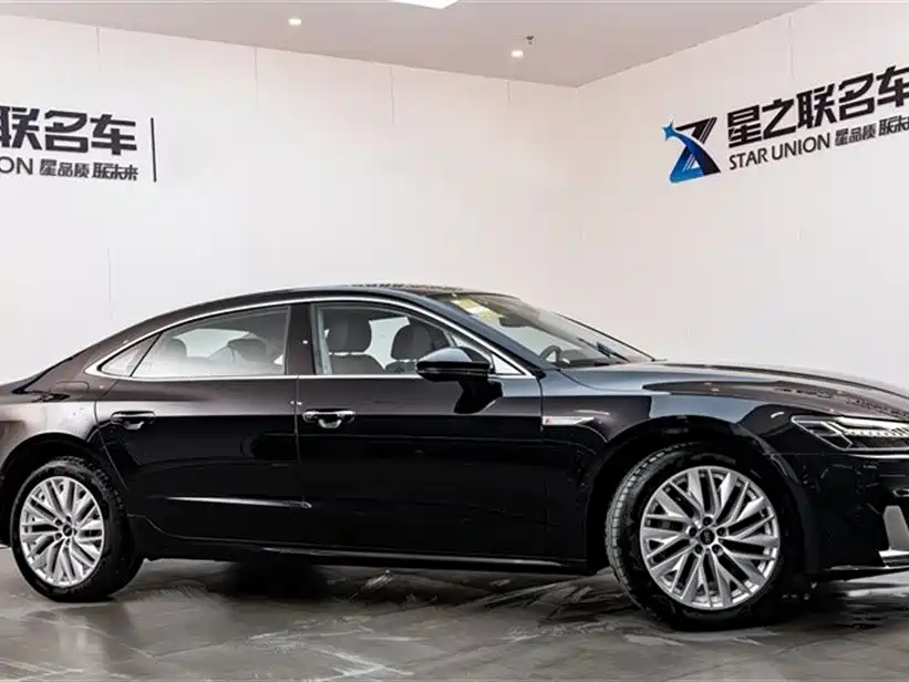 AUDI A7L 2024