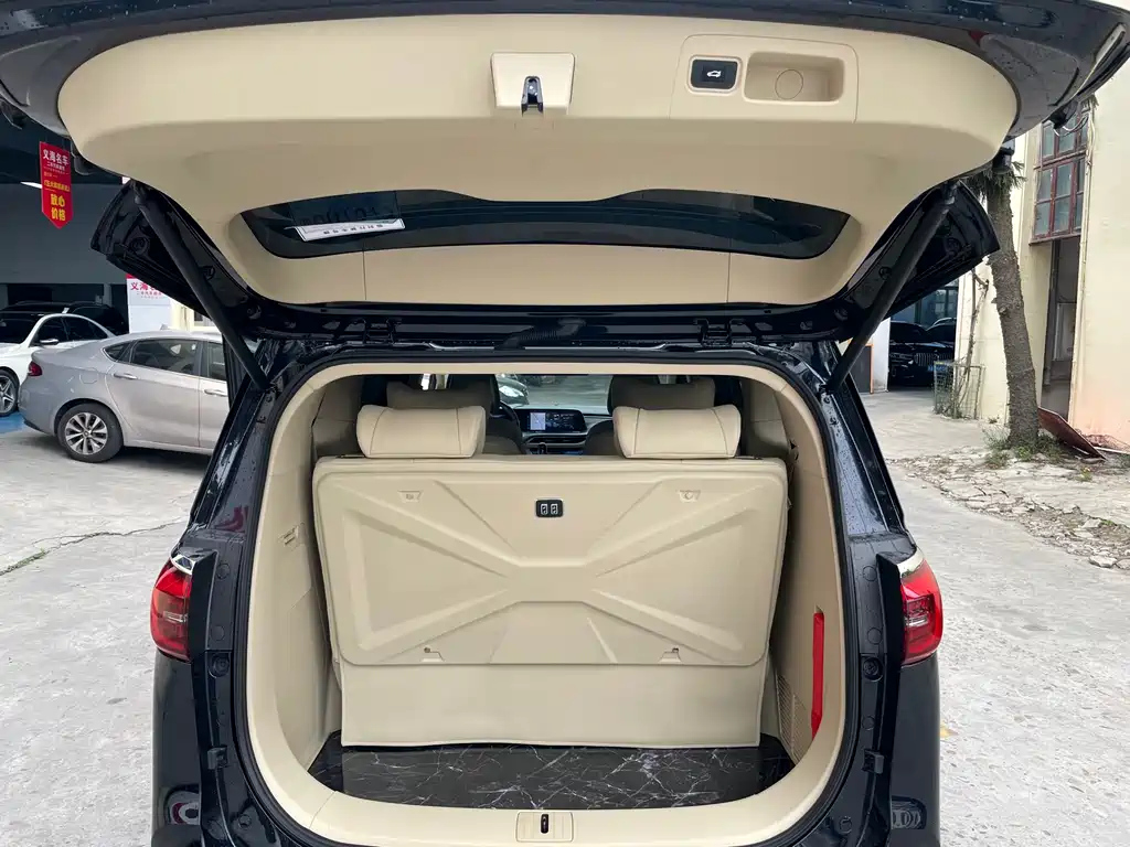 BUICK GL8 2023