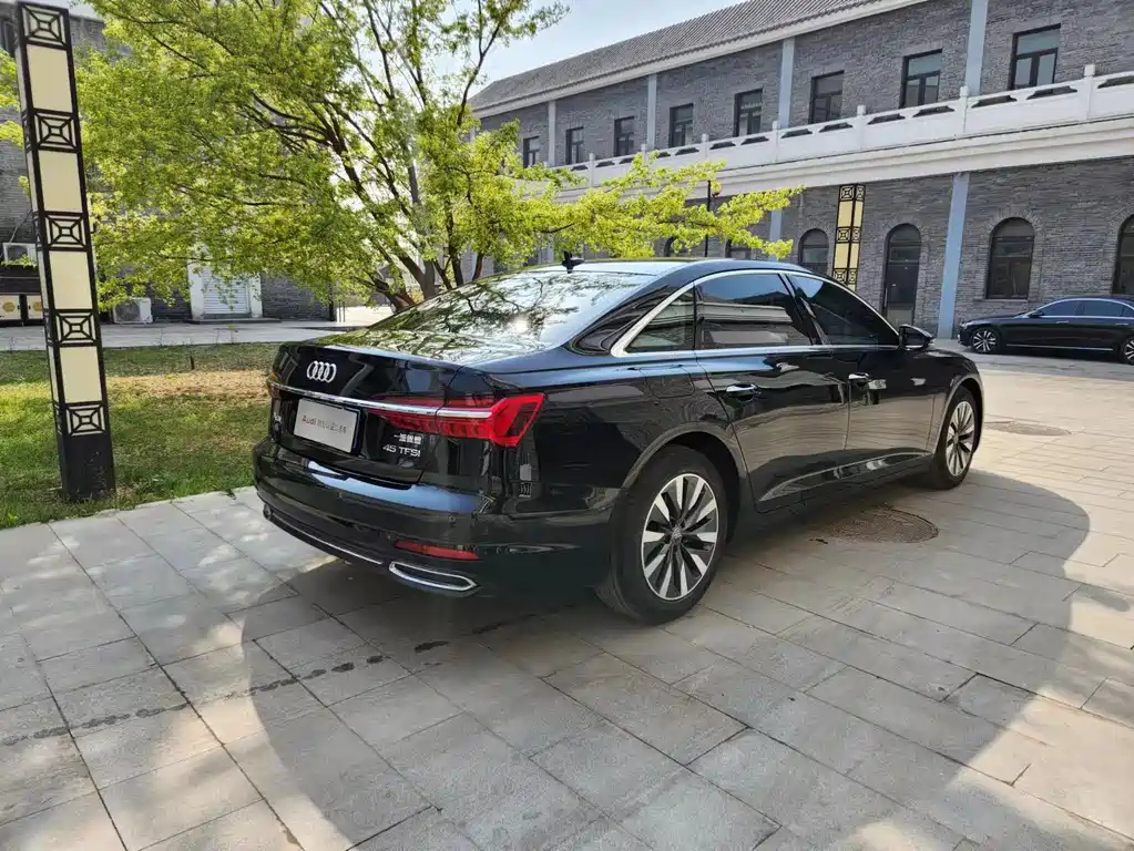 AUDI A6L 2021