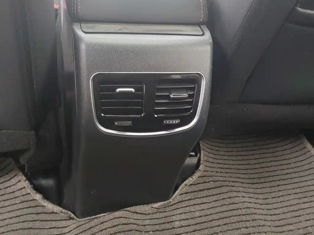HAVAL M6 2020