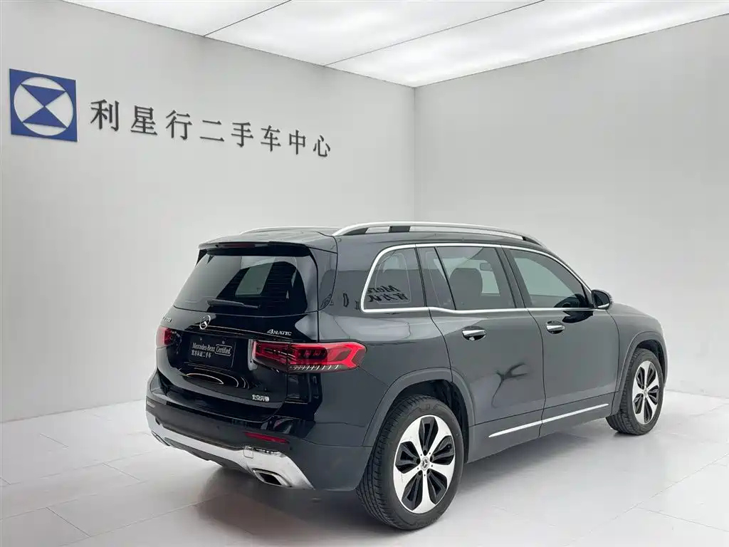 MERCEDES BENZ GLB 2021