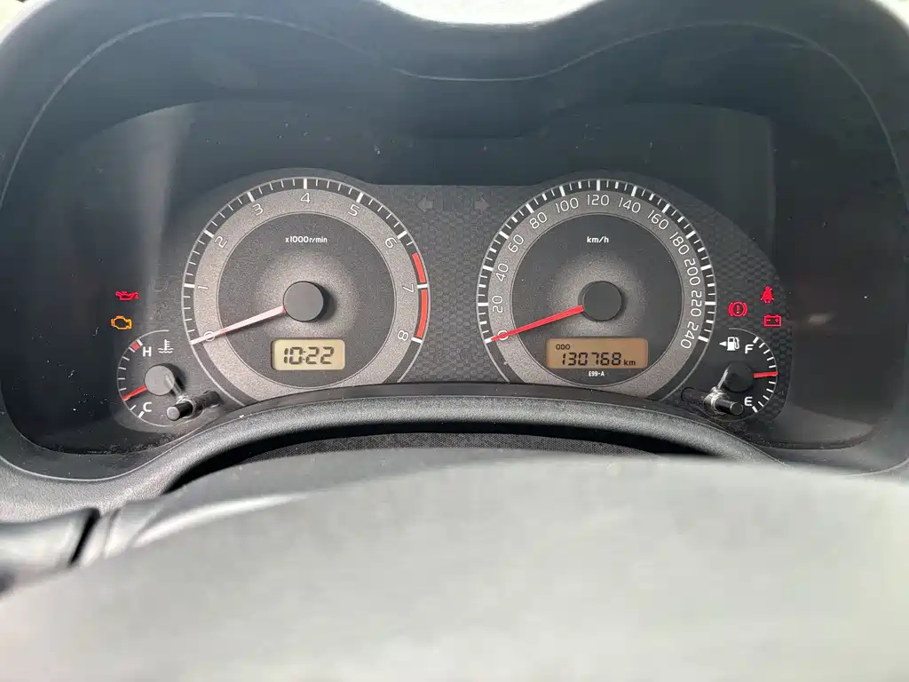 TOYOTA COROLLA 2011