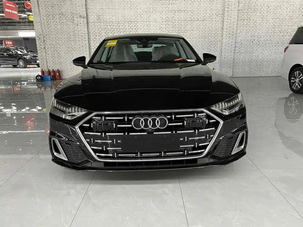 AUDI A7L 2024