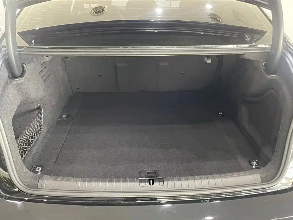 AUDI A6L 2021