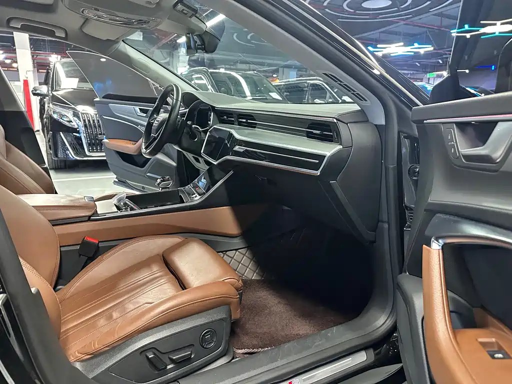 AUDI A7 2021