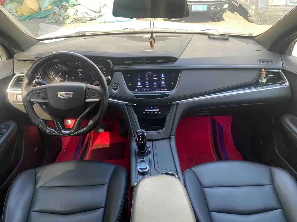CADILLAC XT6 2020