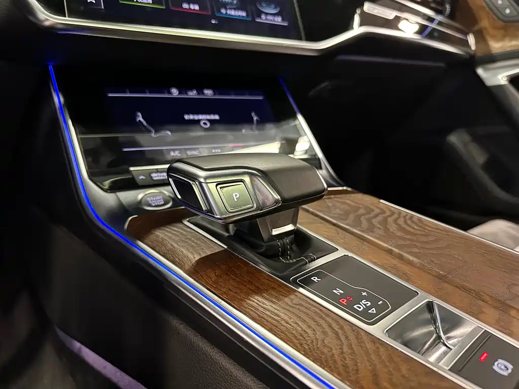AUDI A6L 2020