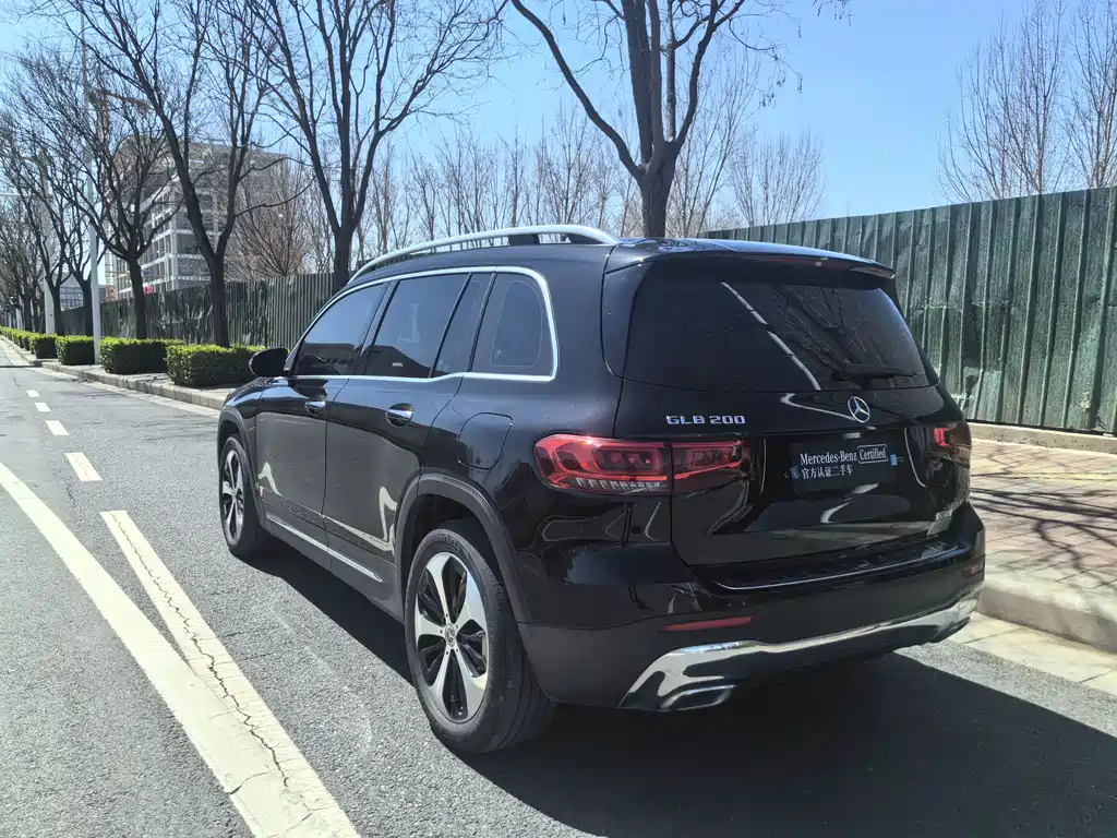 MERCEDES BENZ GLB 2021