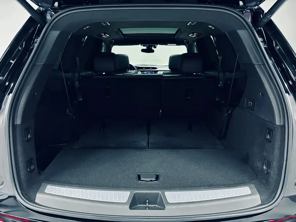 CADILLAC XT6 2021