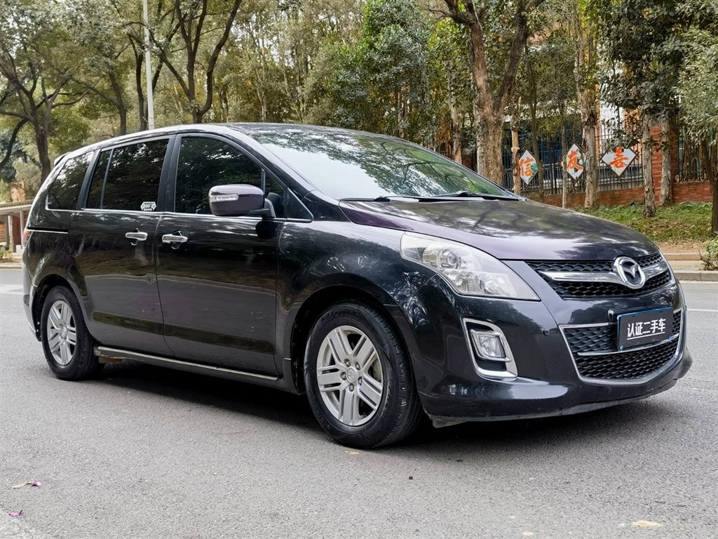 MAZDA 8 2011