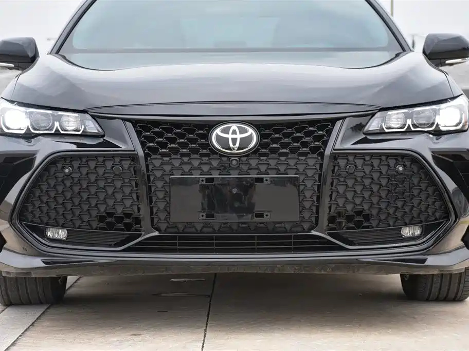 TOYOTA AVALON 2020
