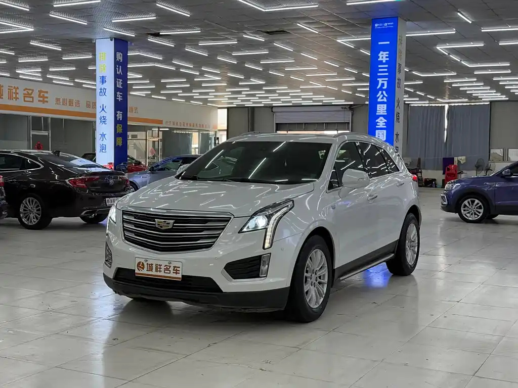 CADILLAC XT5 2018